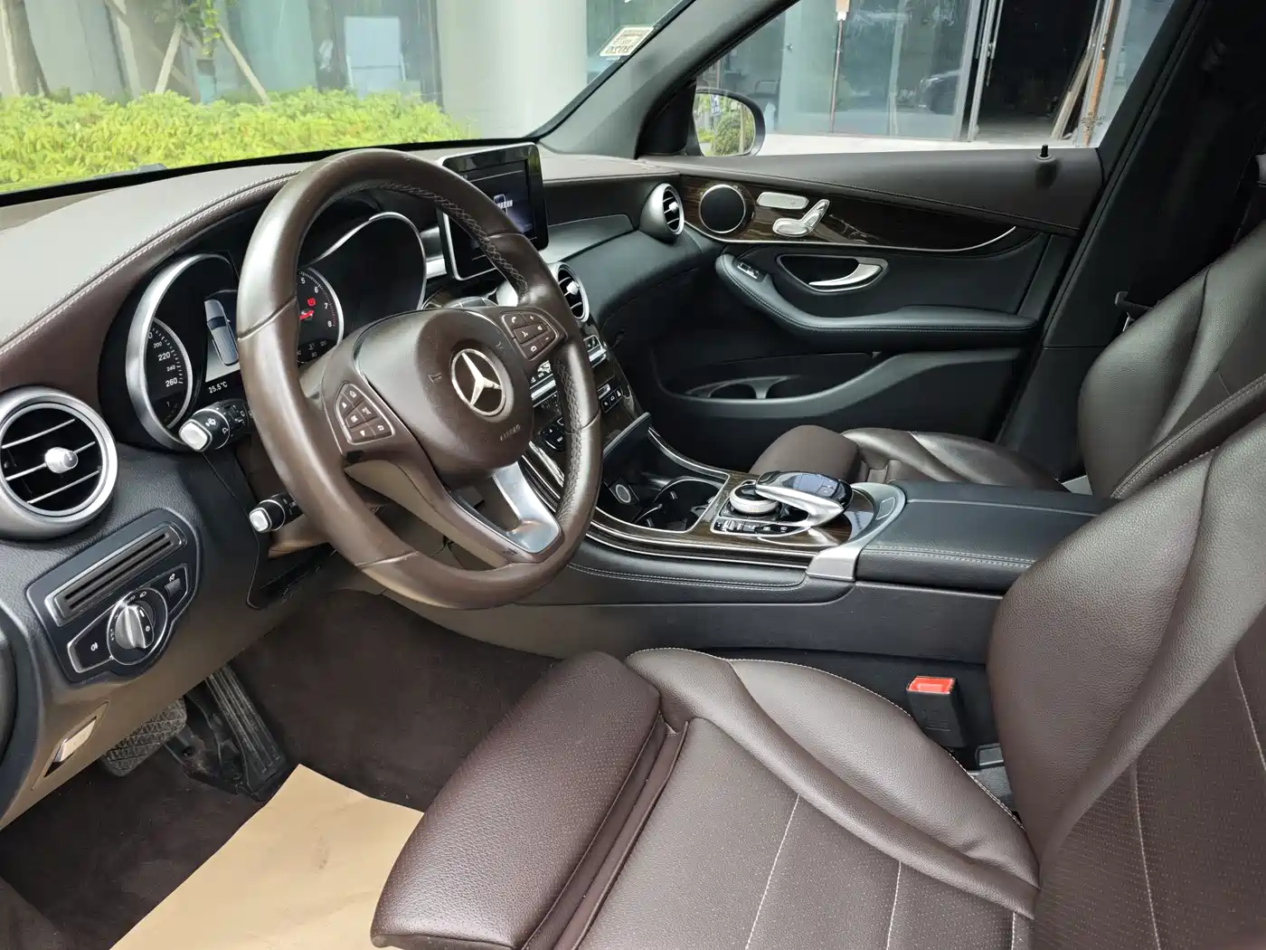 Mercedes-Benz GLC 2018 GLC 260 4MATIC Dynamic фото 8