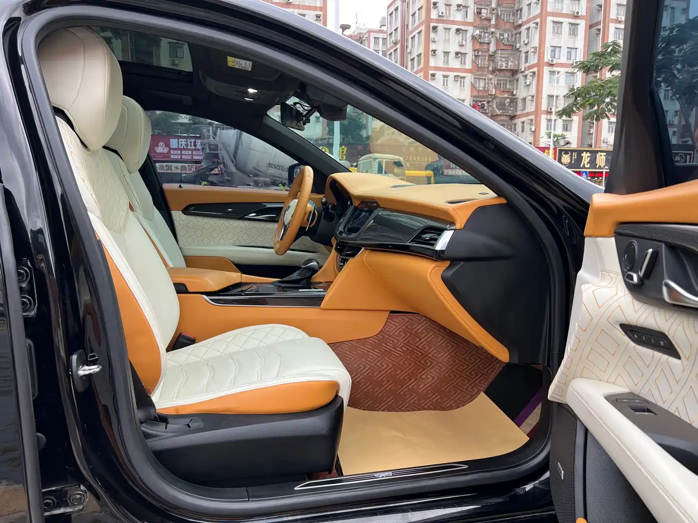 Cadillac CT6 2016 40T Leading фото 13