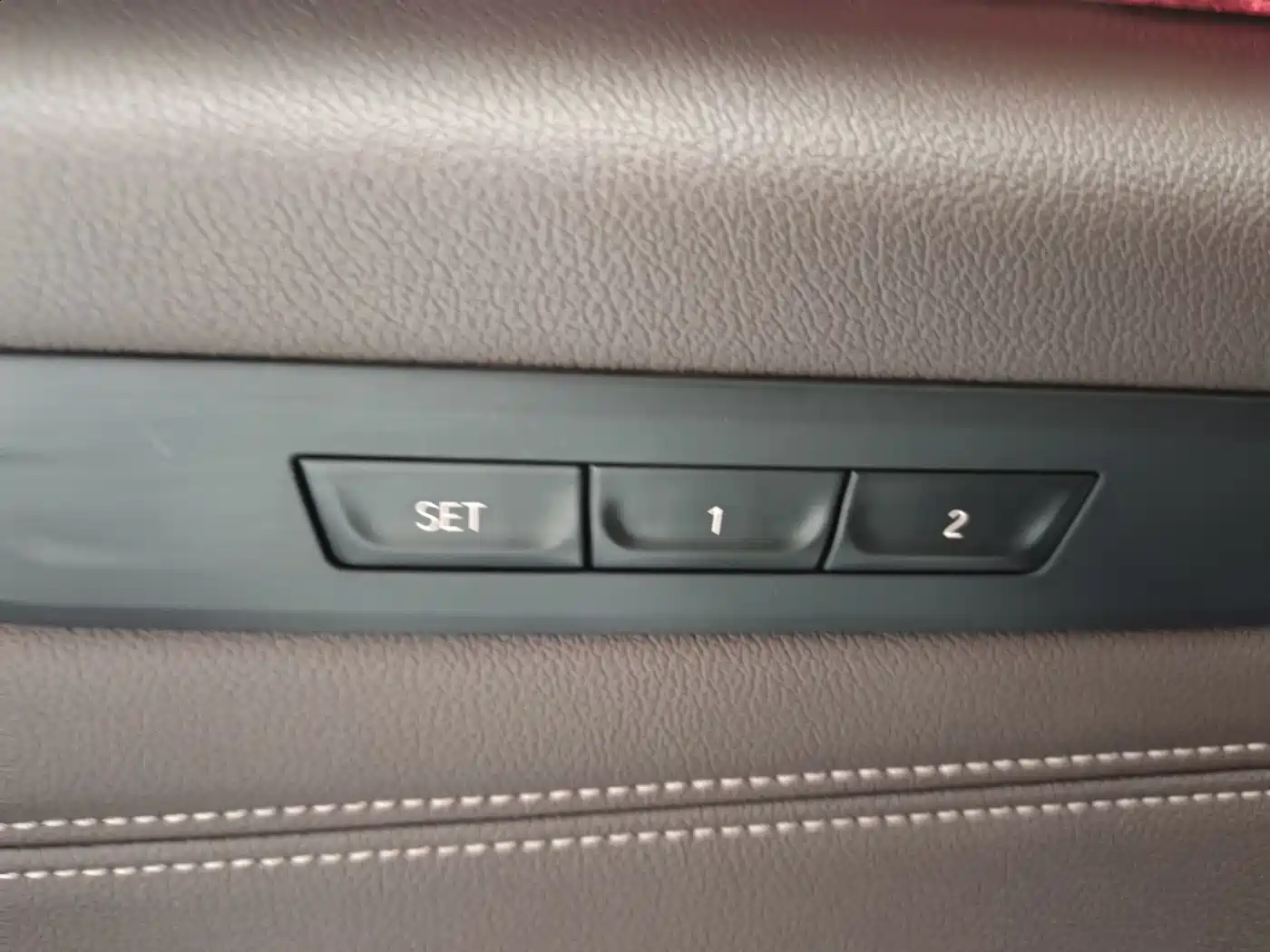 BMW 5 Series 2020 525Li Luxury Package фото 11