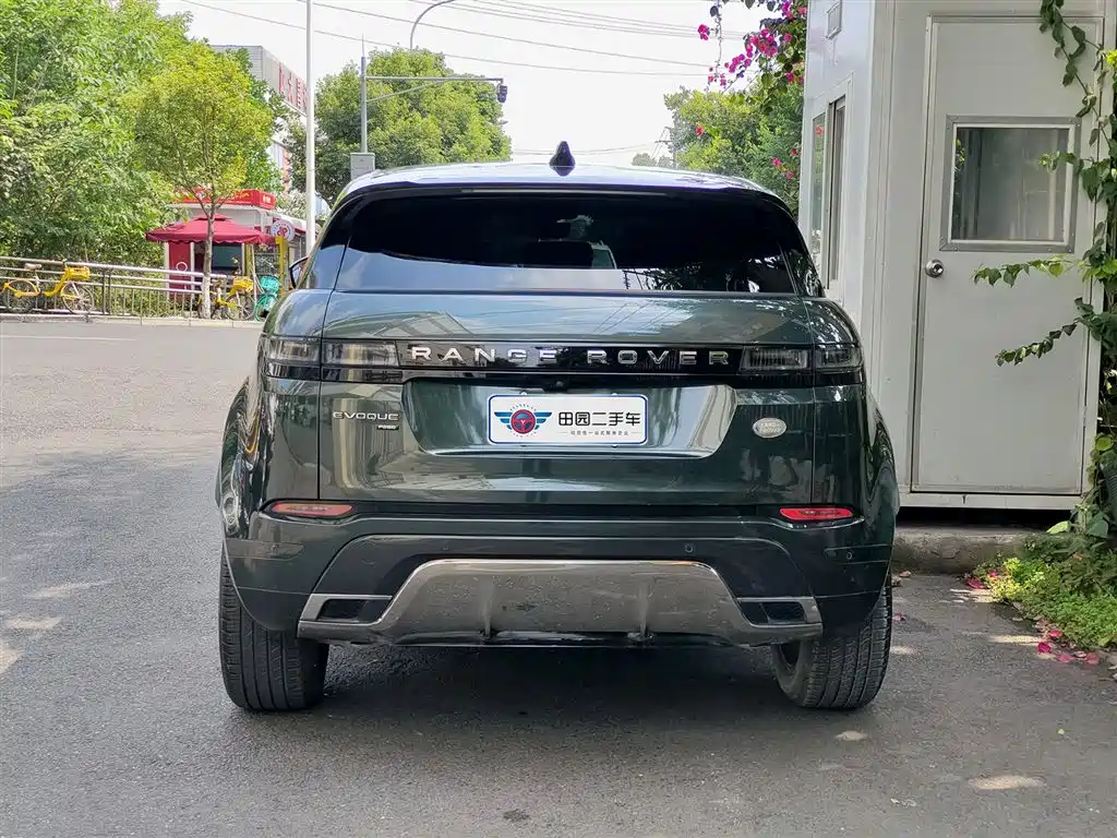 Land Rover Range Rover Evoque 2021 Range Rover Evoque L 249PS R-Dynamic First Edition Launch Edition фото 5