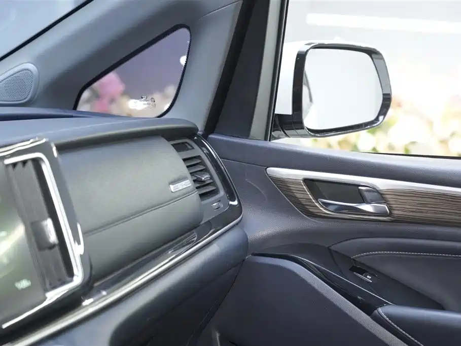 GAC Trumpchi Trumpchi M8 2021 Leading Show Series 390T Ultimate Edition фото 13