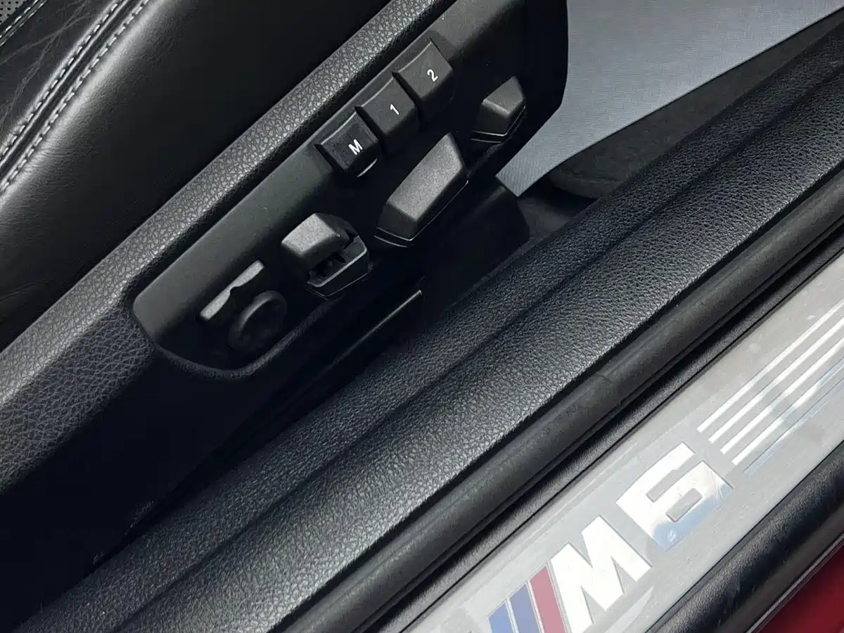 BMW M6 2013 M6 Coupe фото 19