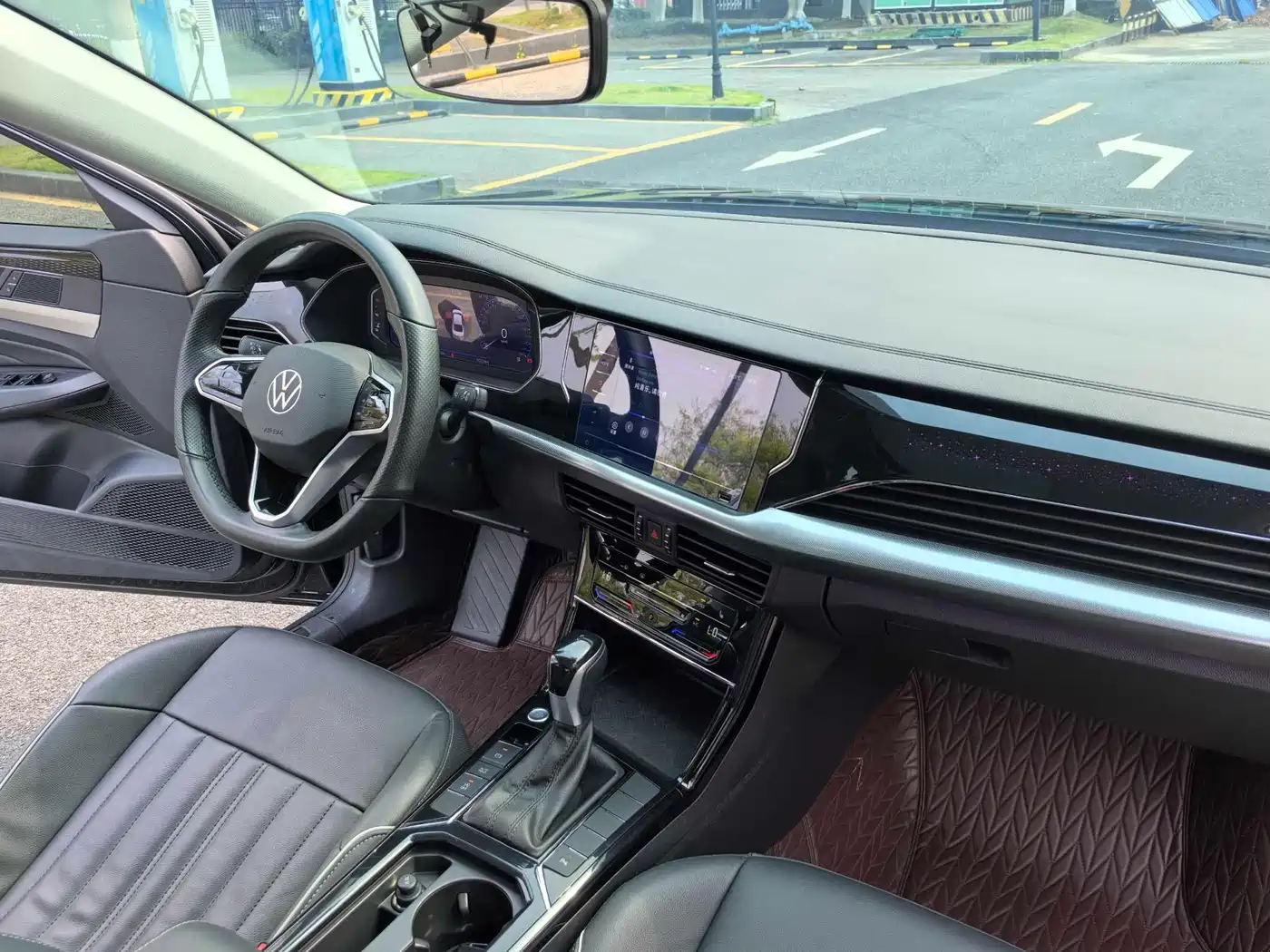 Volkswagen Passat 2022 330TSI Starlight Elite Edition фото 12