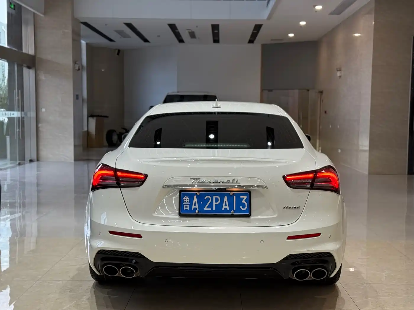 Maserati Ghibli 2023 3.0T Modena фото 18