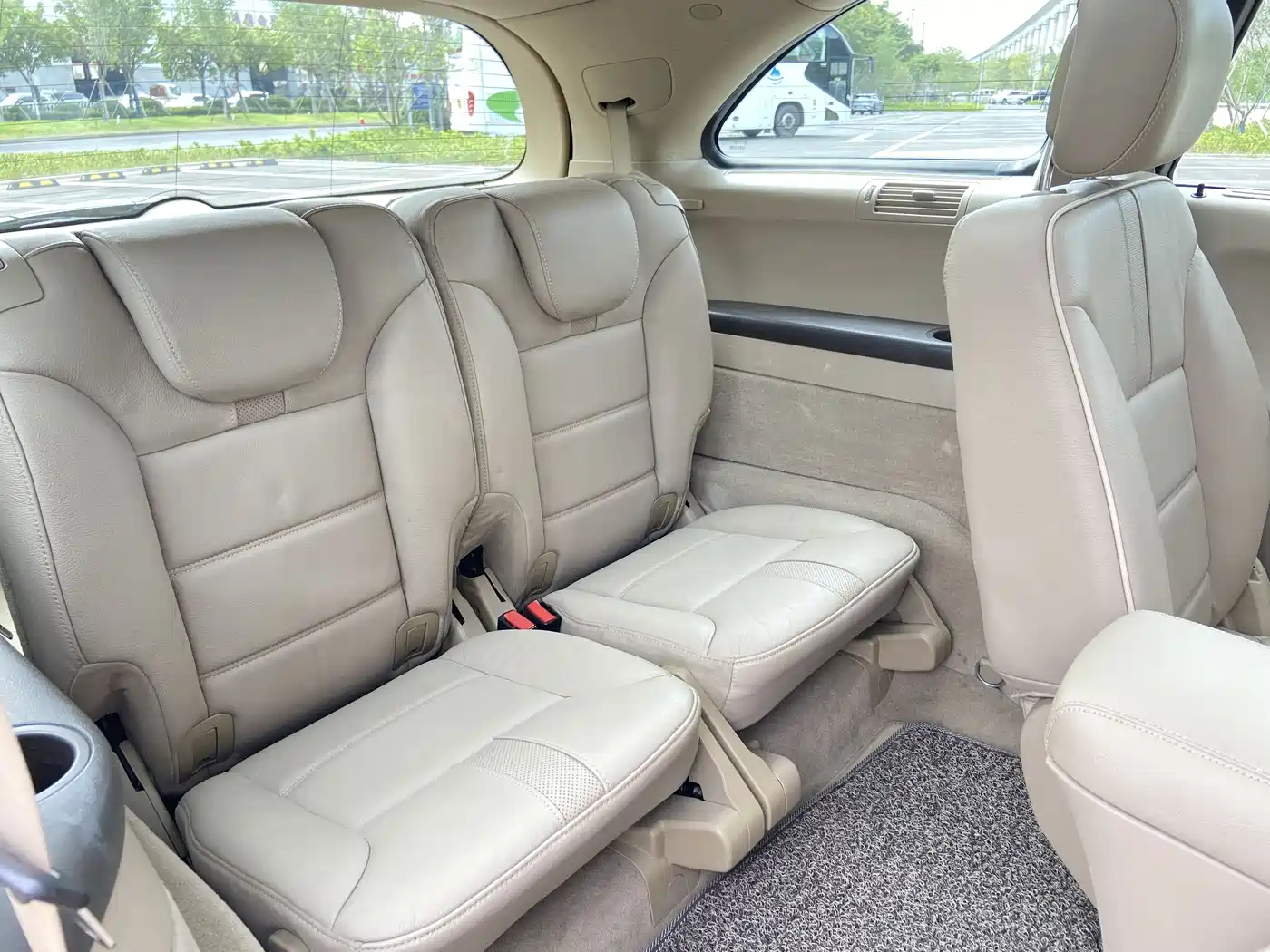 Mercedes-Benz R-Class 2011 R 350 L 4MATIC фото 12