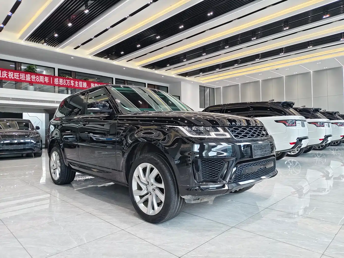 Land Rover Range Rover Sport 2020 3.0 L6 HSE DYNAMIC фото 3