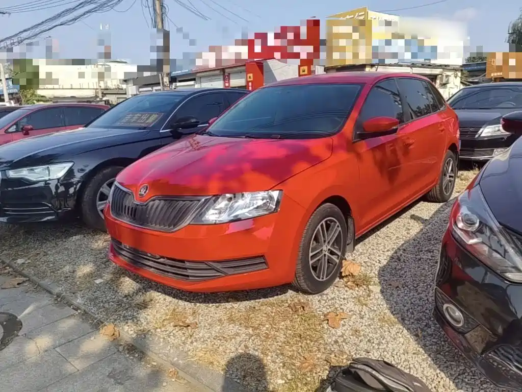 Škoda Skoda Rapid Spaceback 2018 — пригон из Китая