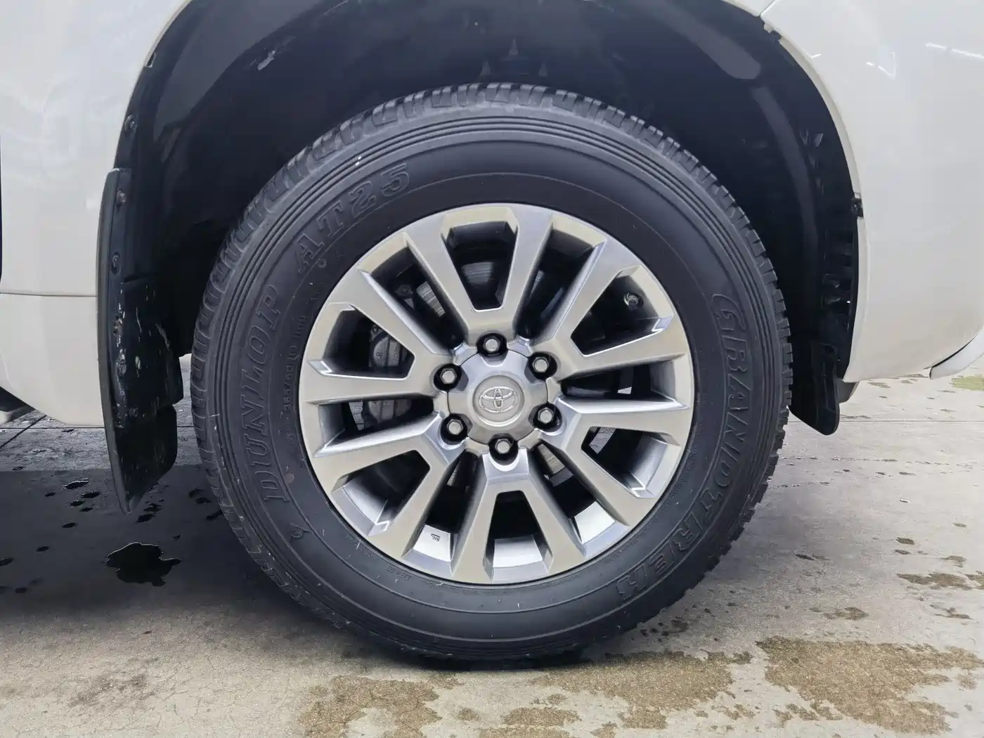 Toyota Prado 2018 3.5L Automatic TX-L NAVI Rear-mounted Spare Tire фото 23