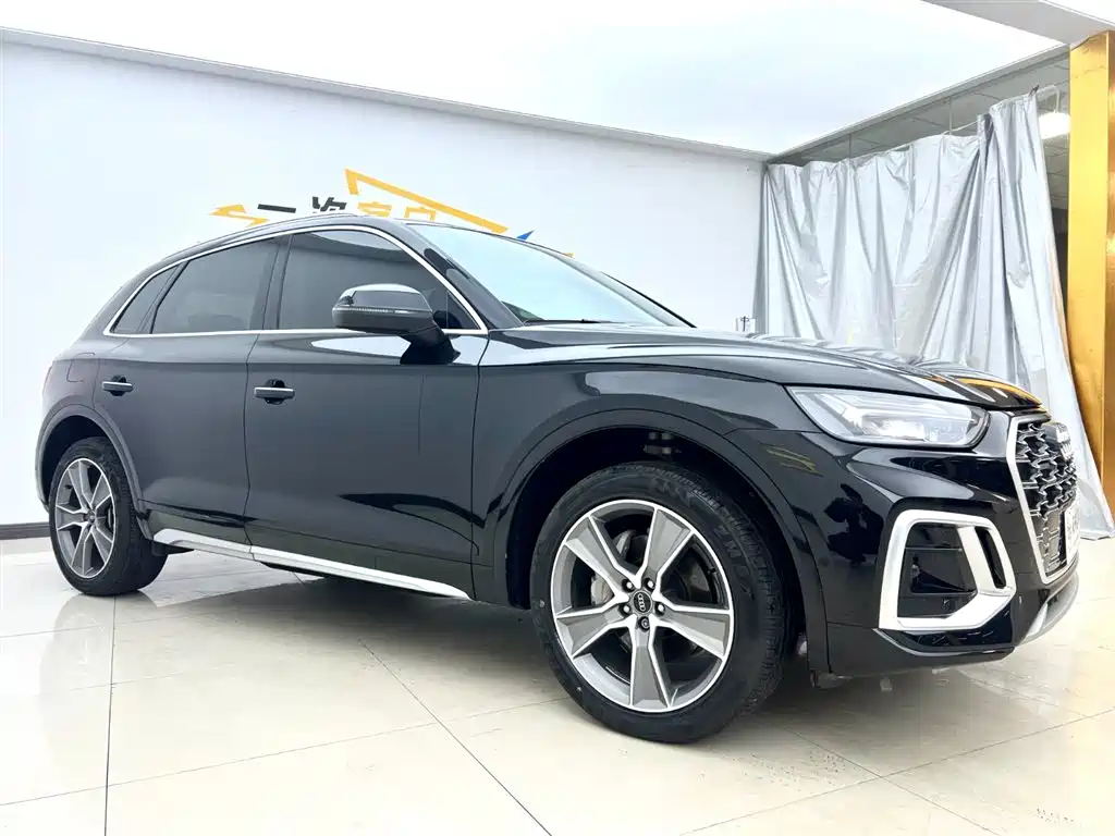 Audi Q5L 2022 Facelift 45T Luxury Dynamic фото 3