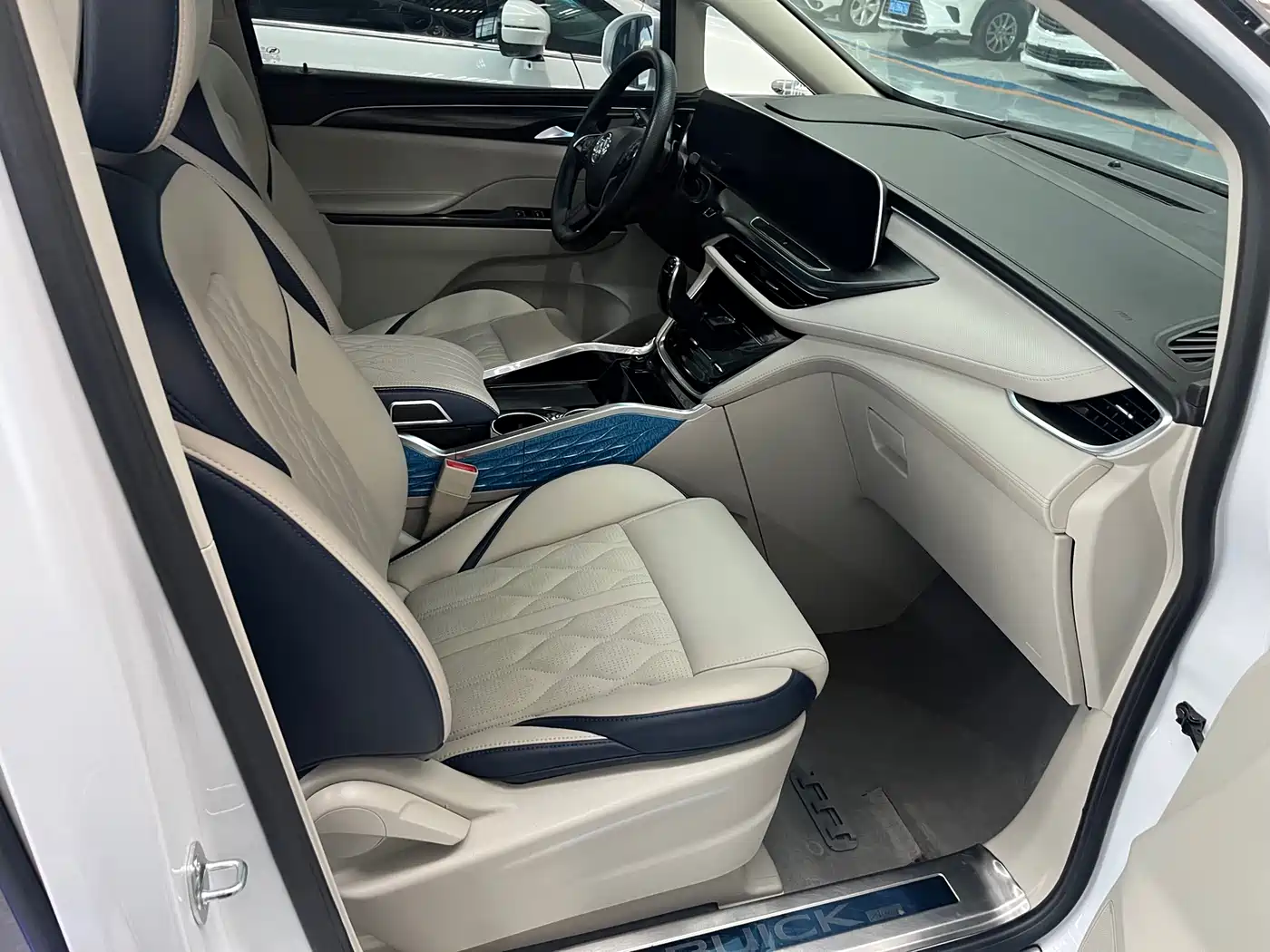 BUICK GL8
