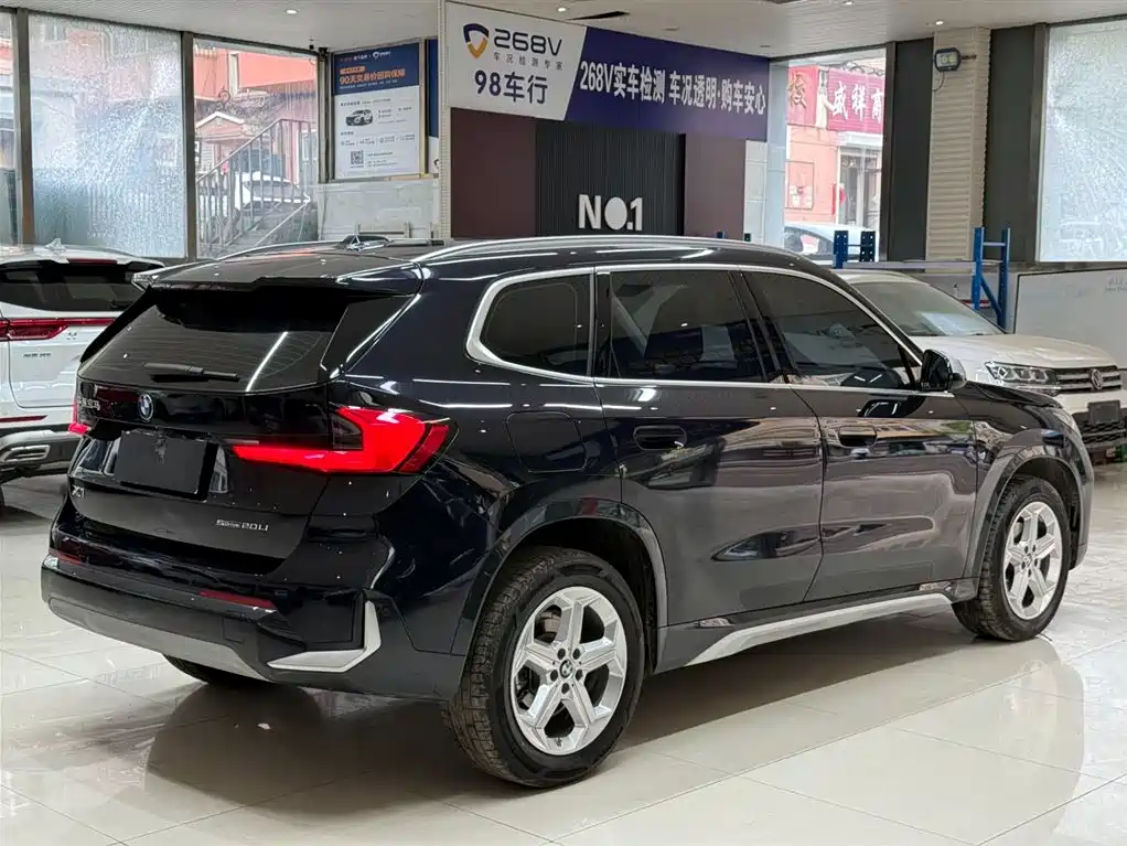 BMW X1 2023 sDrive20Li X Design Package фото 4