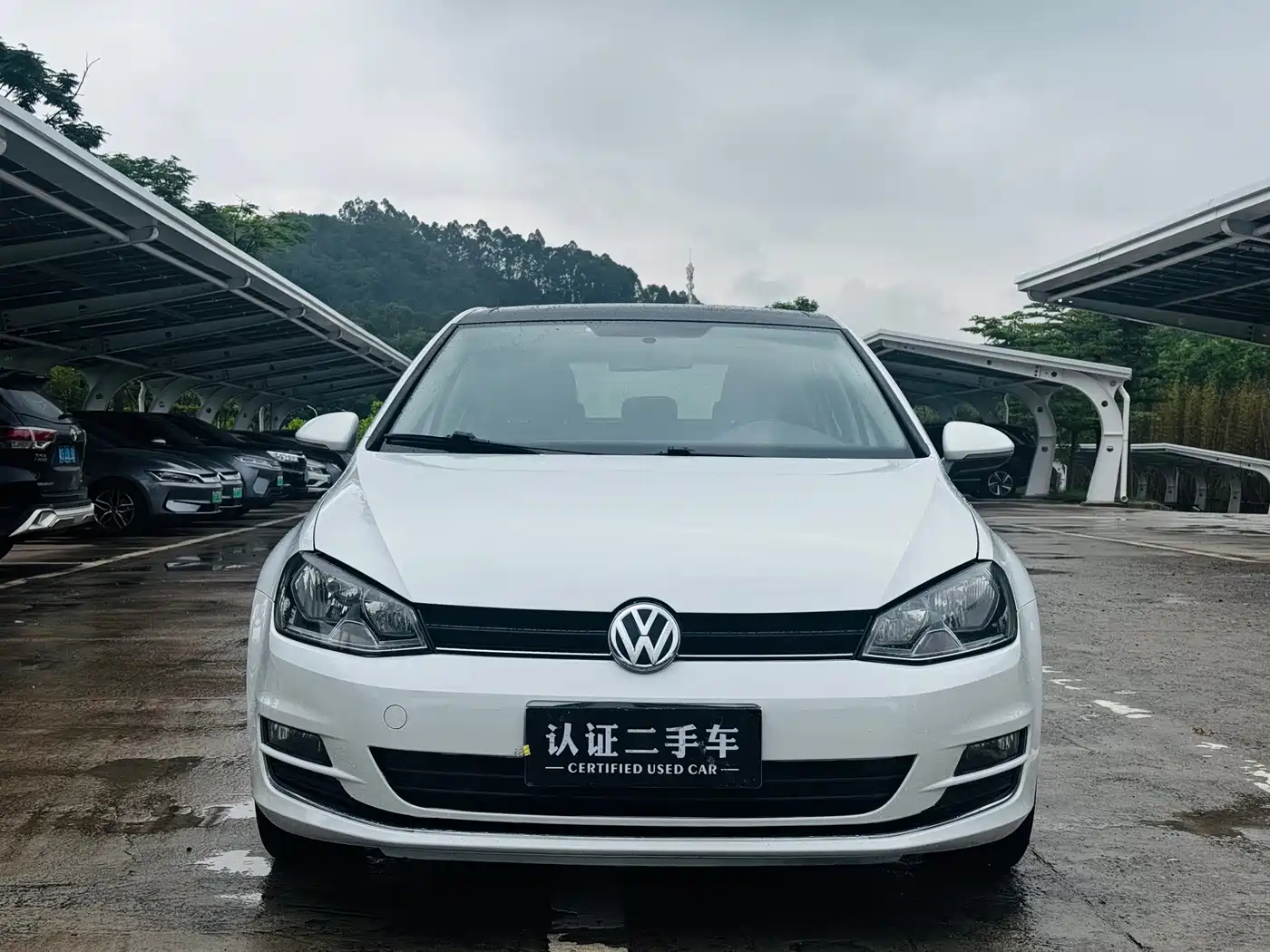 Volkswagen Golf 2016 230TSI Automatic Comfort фото 2
