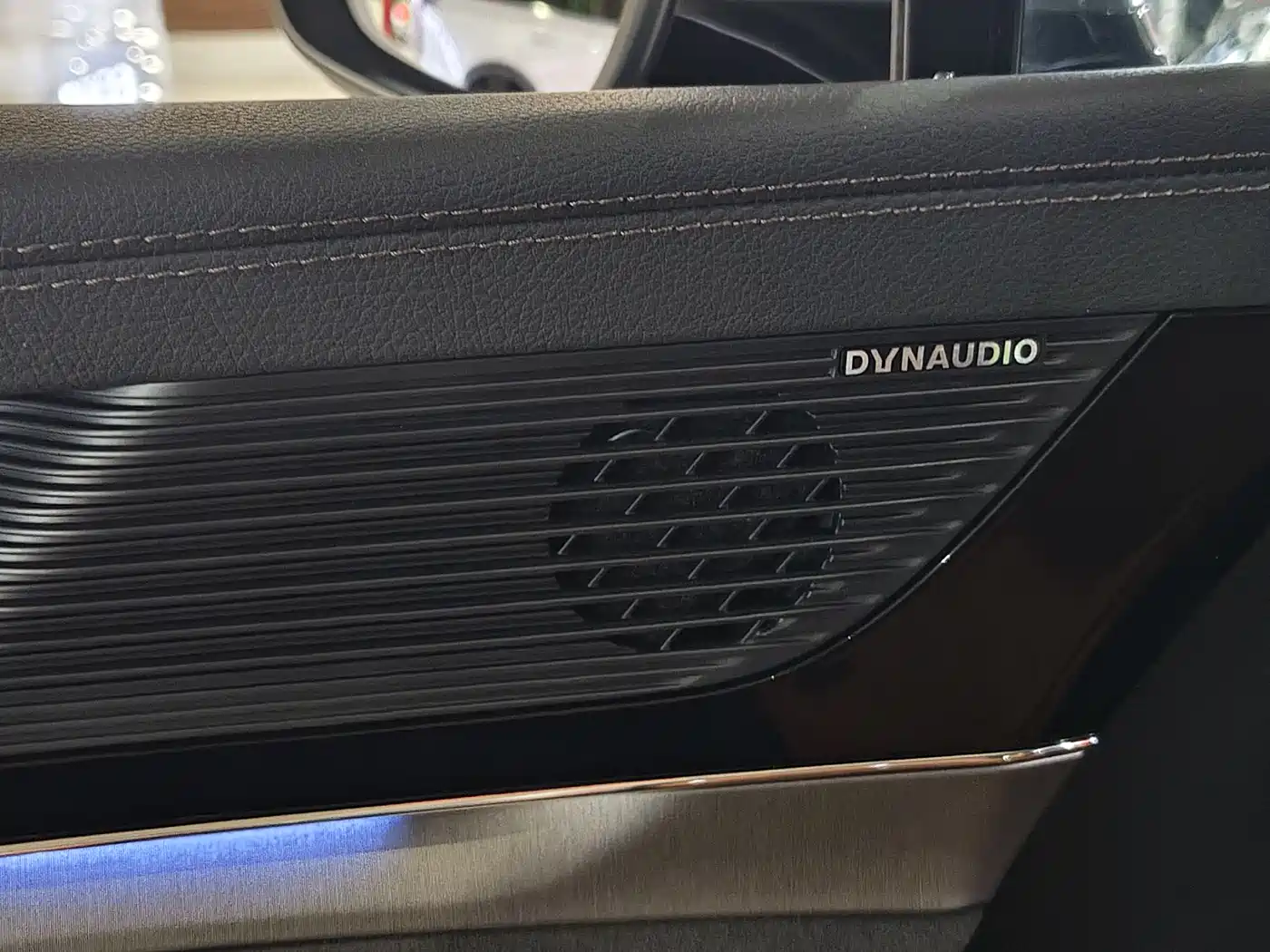 BYD Tang New Energy 2023 Model DM-i Champion Edition 112KM Honor фото 8