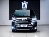Фото 2 - Toyota Vellfire