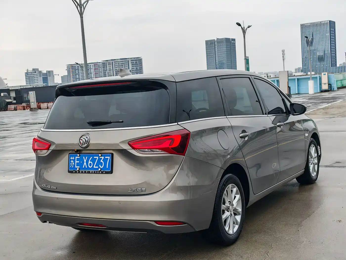 Buick GL6 2018 18T 6-Seater Luxury фото 4