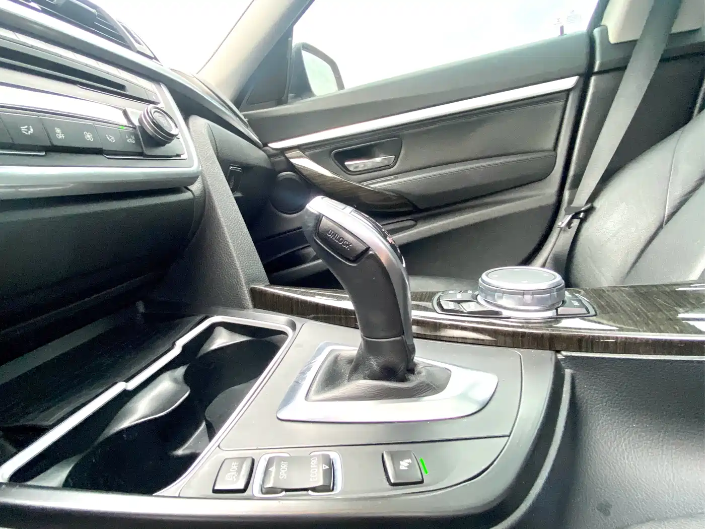 BMW 3 Series GT 2014 328i Design Package фото 16
