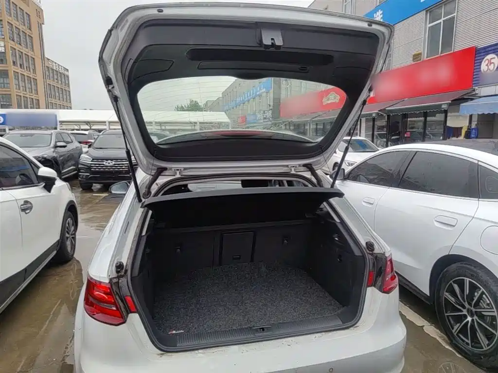 Audi A3 2016 Sportback 35 TFSI Progressive фото 19