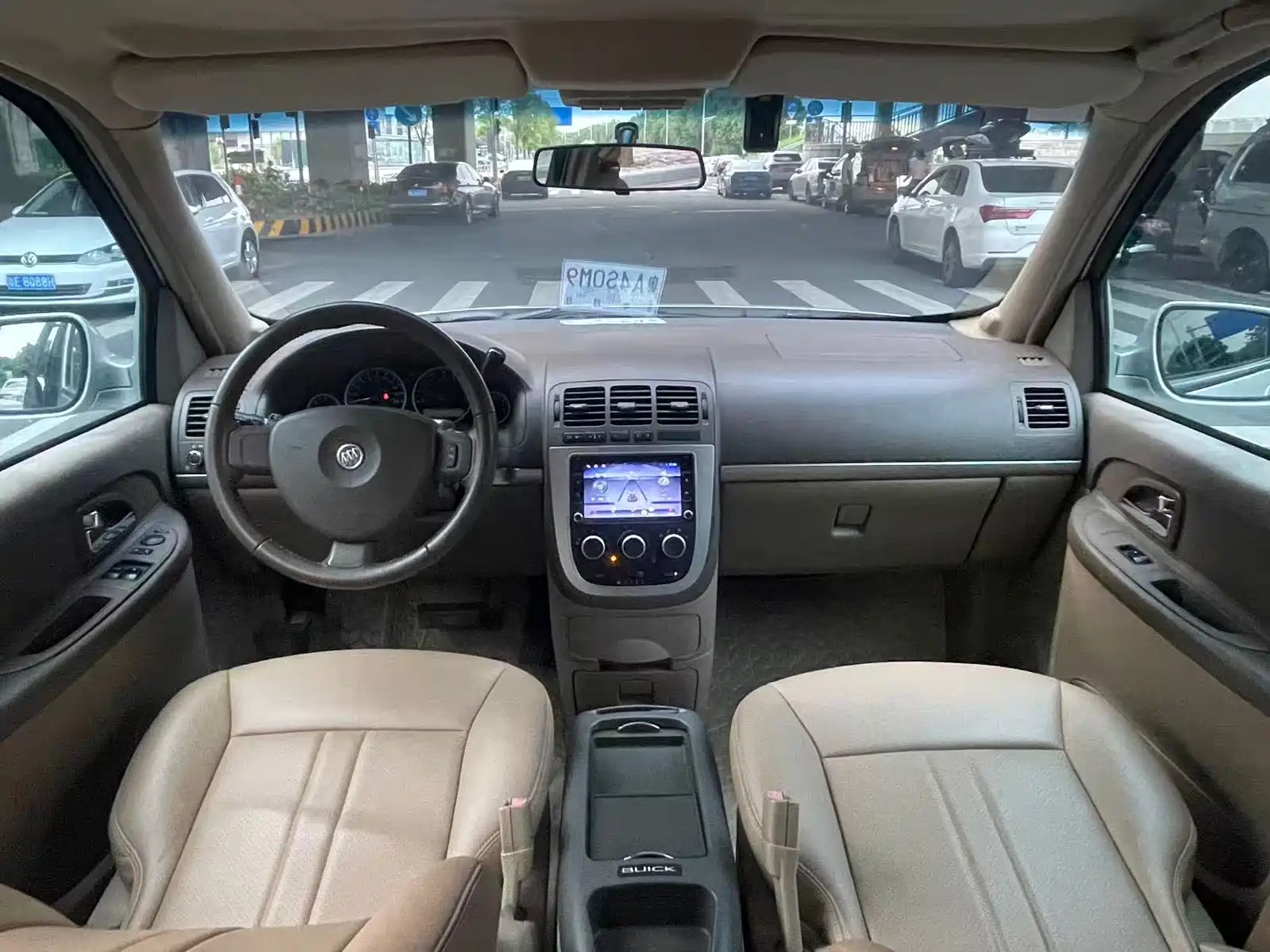 Фото 13 - Buick GL8