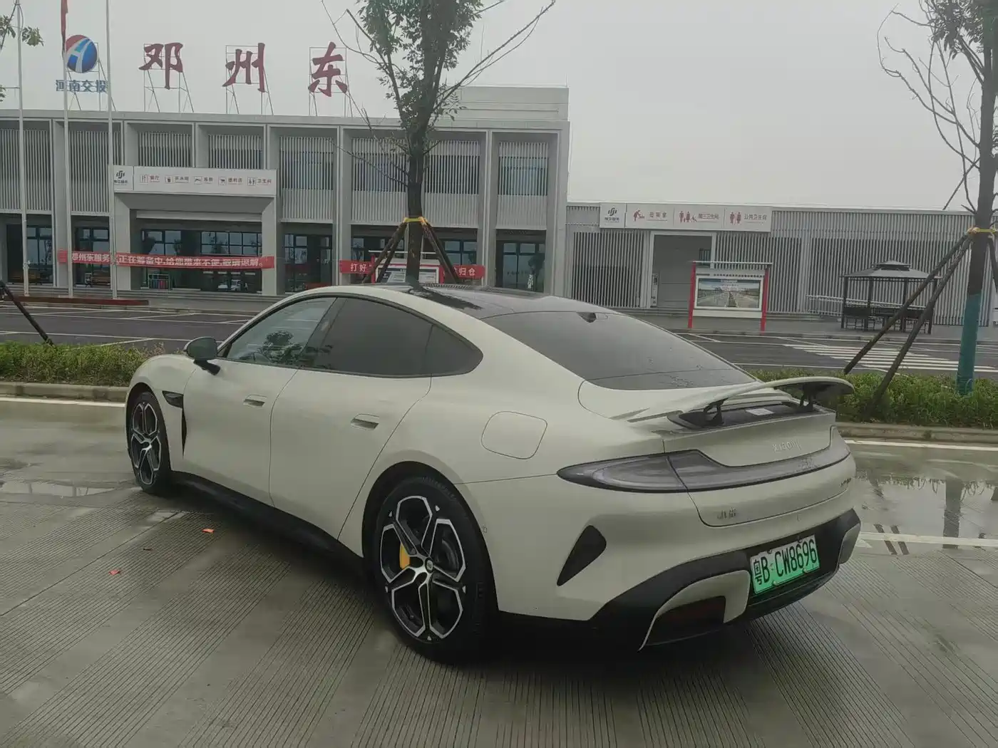 Xiaomi Auto Xiaomi SU7 2024 AWD Extended Range Advanced Smart Driving Max Edition фото 8