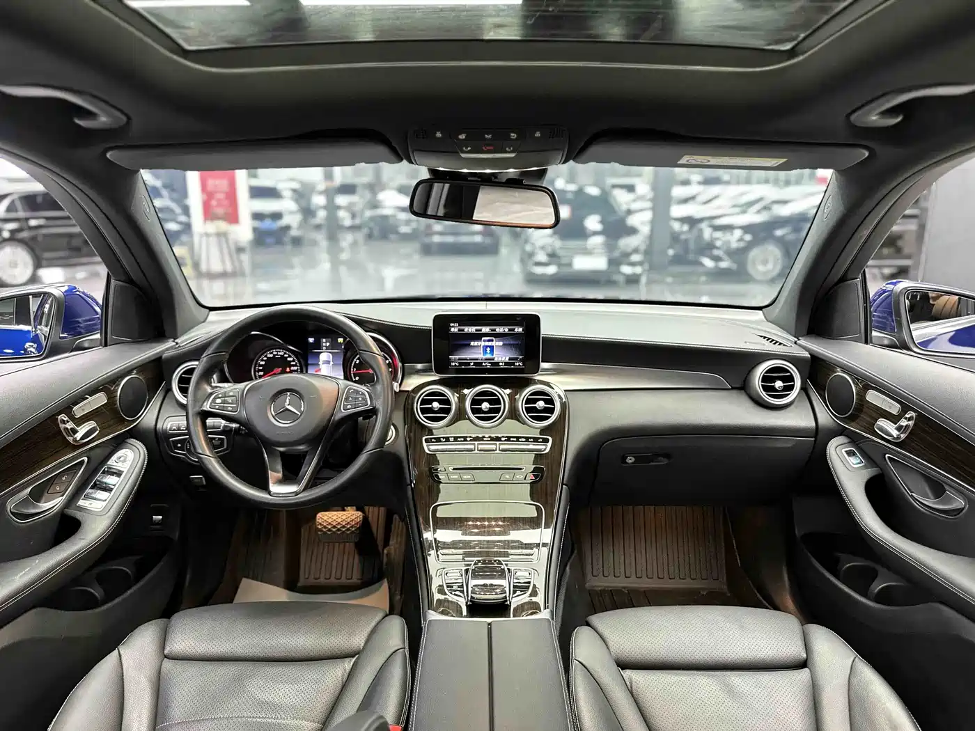 Mercedes-Benz GLC 2019 GLC 260 4MATIC Luxury фото 8