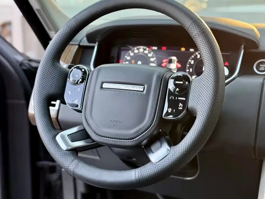 Land Rover Range Rover 2018 3.0 SC V6 Vogue Heritage Extended Edition фото 5