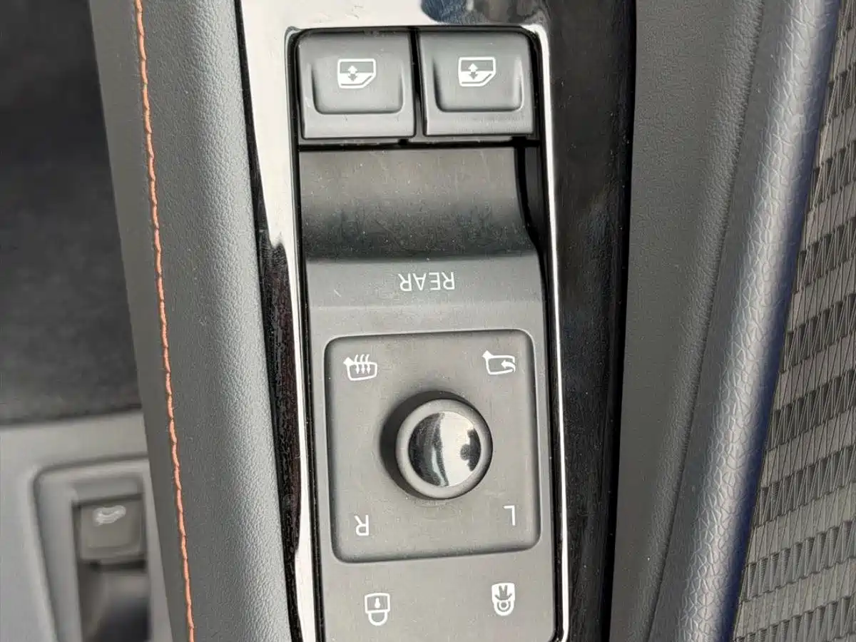 VOLKSWAGEN ID.7 VIZZION