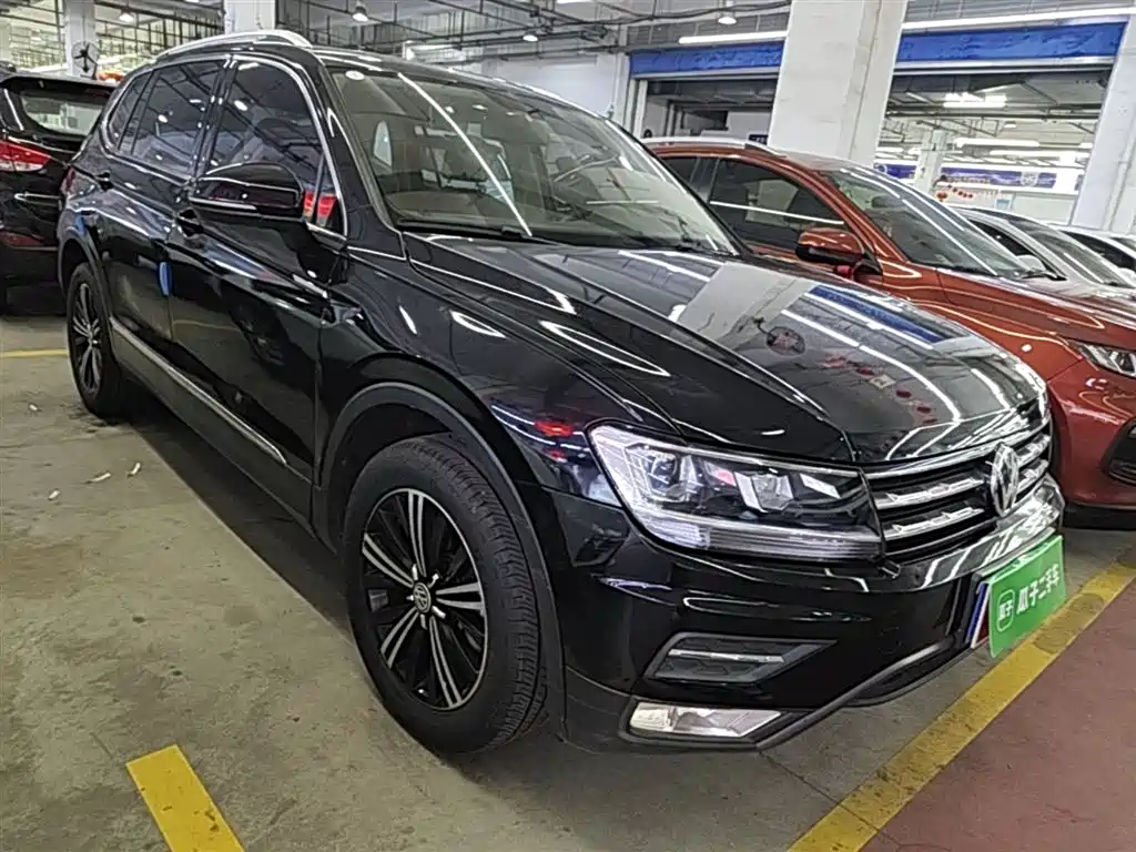 Volkswagen Tiguan L 2019 330TSI Auto 2WD Panorama Comfort Edition China V фото 4
