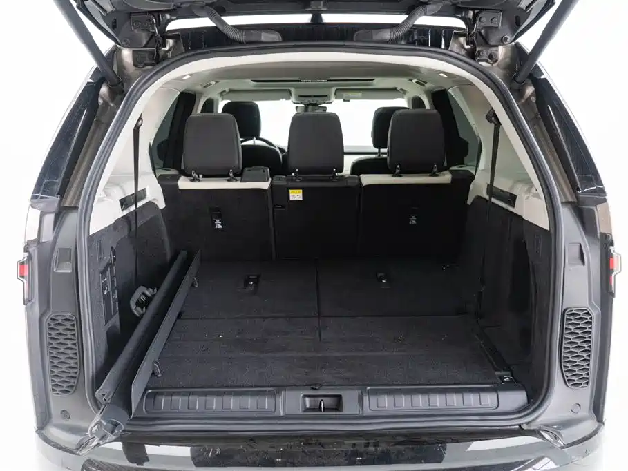 Land Rover Discovery 2023 Facelift 360PS R-Dynamic S фото 24