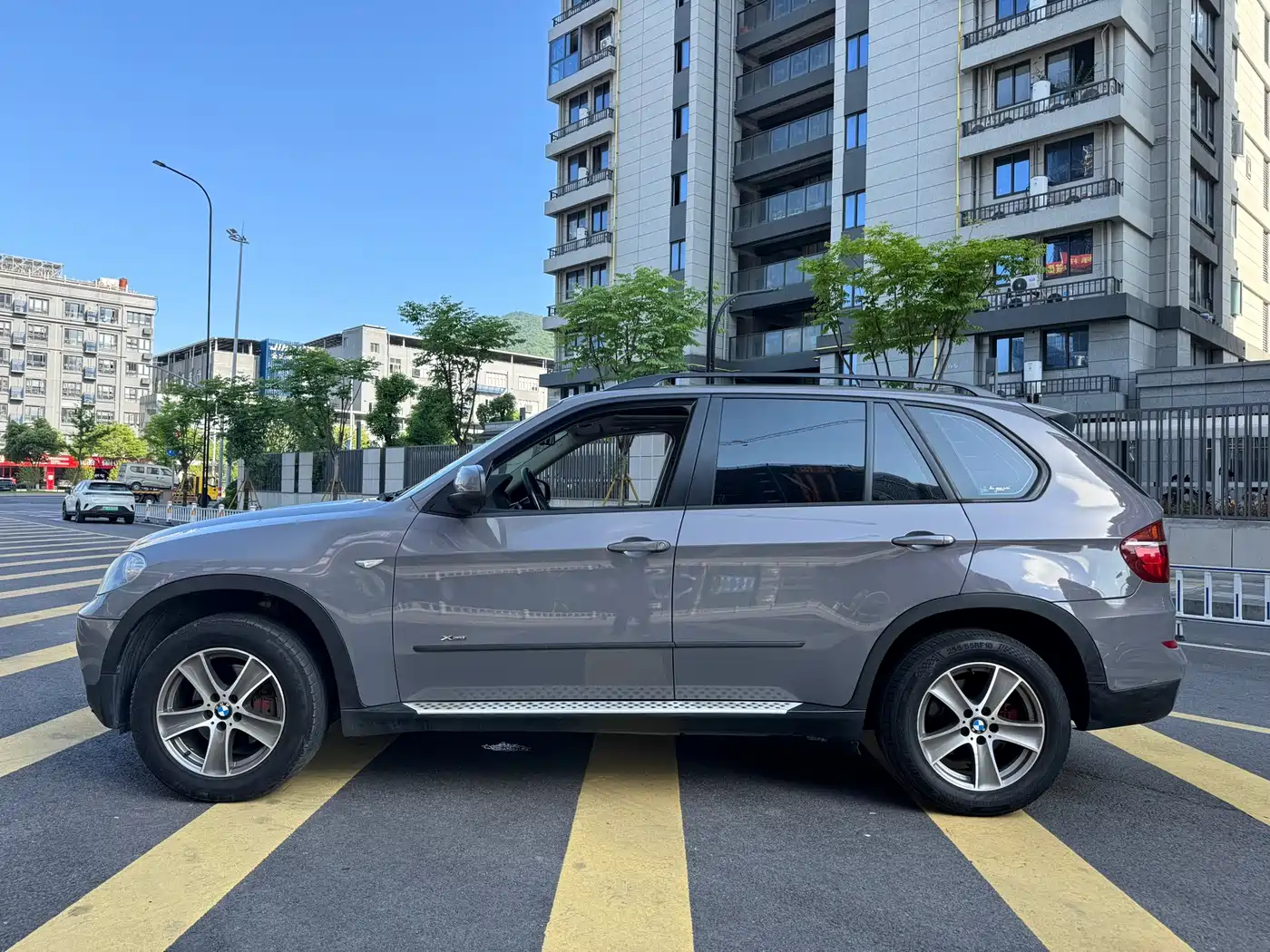 BMW X5 (Import) 2011 xDrive35i Luxury Edition фото 7