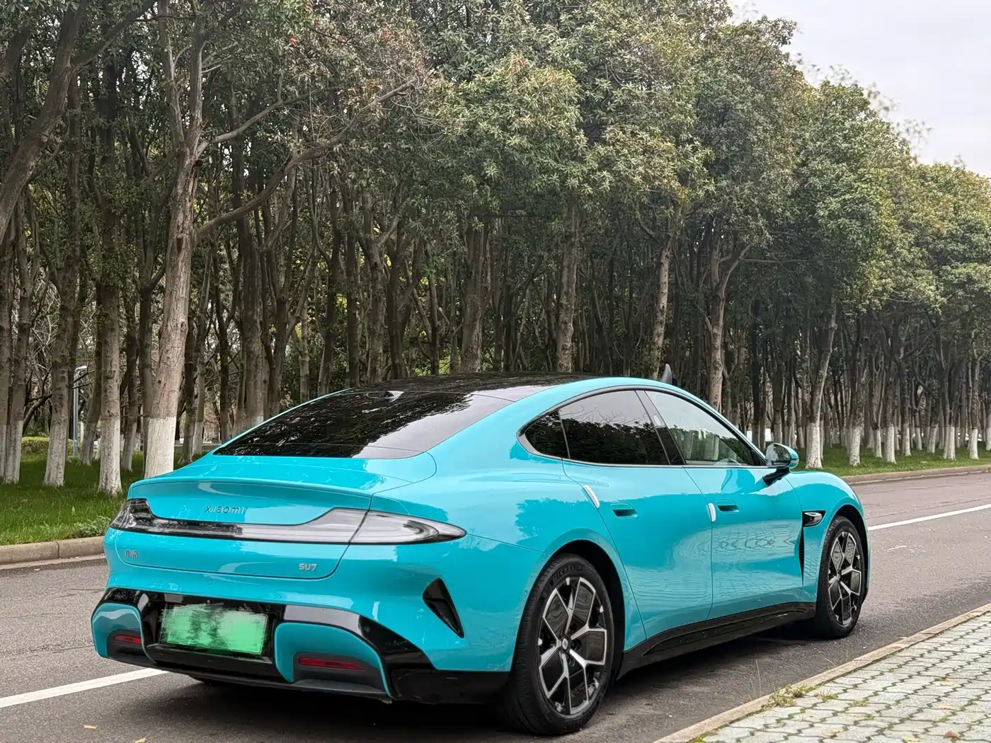 XIAOMI CAR XIAOMI SU7