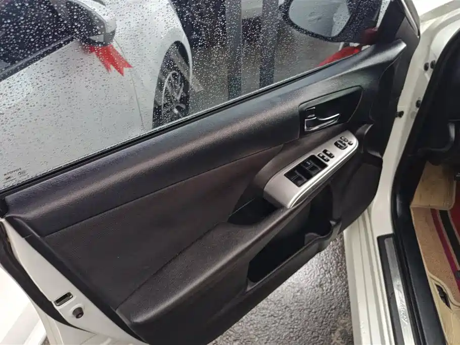 Toyota Camry 2013 2.0G Comfort фото 7