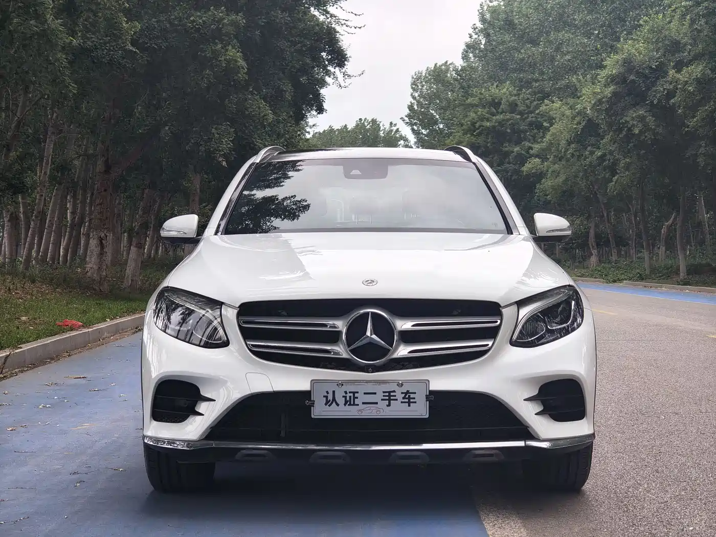 Mercedes-Benz GLC 2017 GLC 260 4MATIC Luxury фото 2