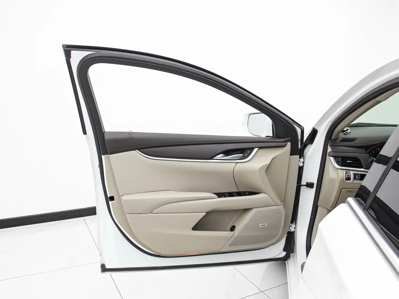 Cadillac XTS 2016 28T Technology фото 11