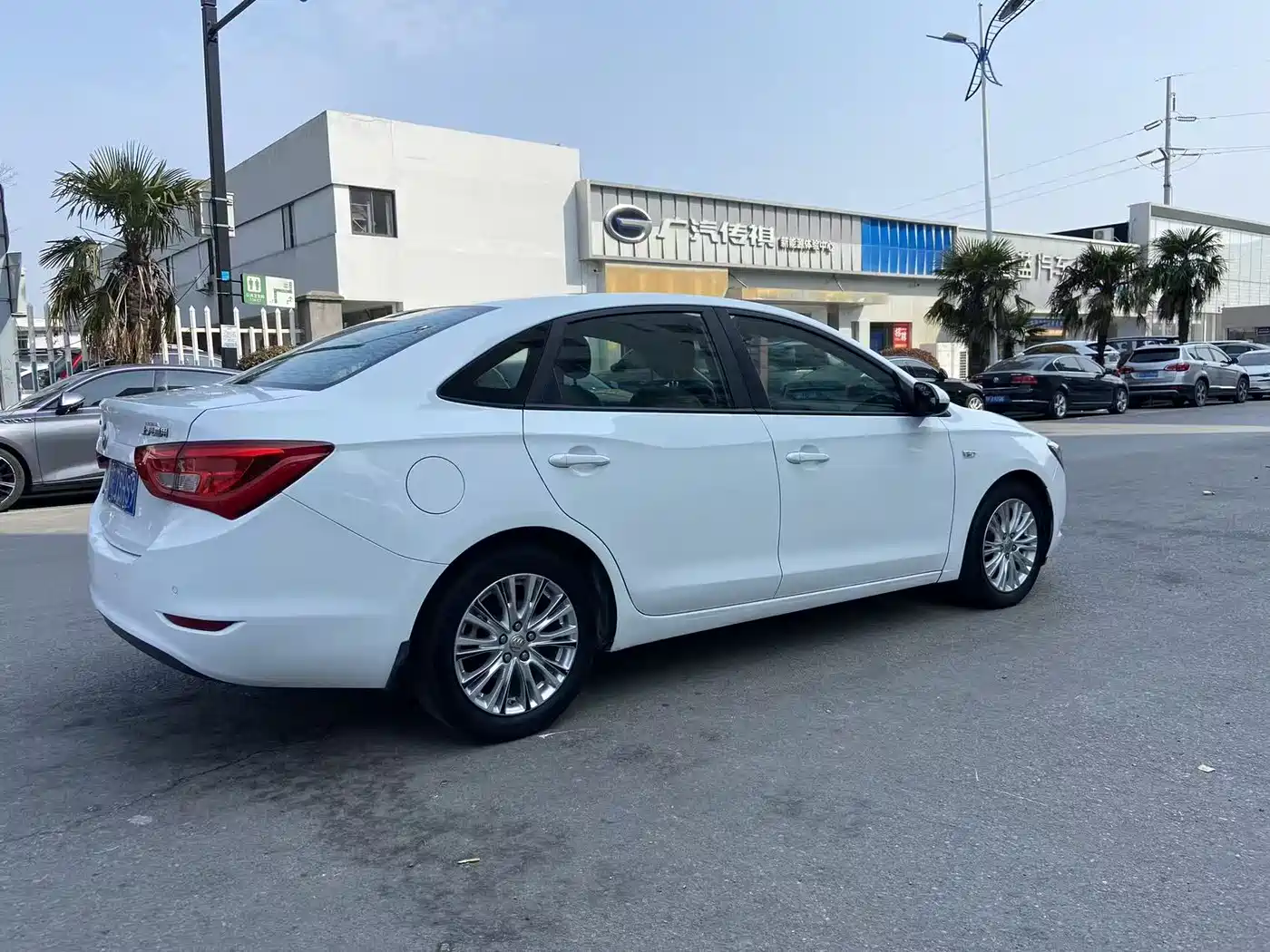 Buick Excelle 2016 15N Automatic Elite фото 4