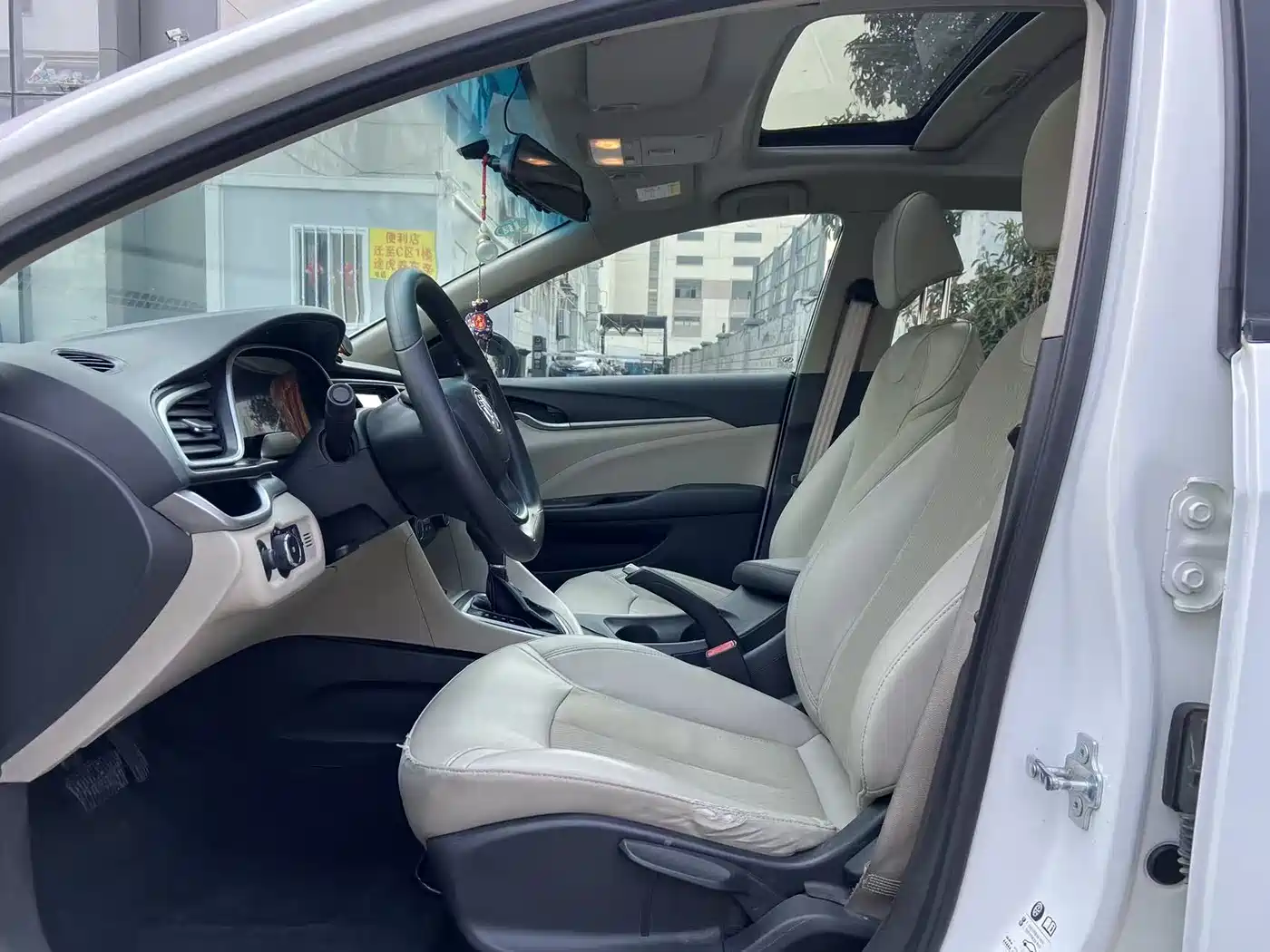 Buick Excelle 2016 15N Automatic Elite фото 8