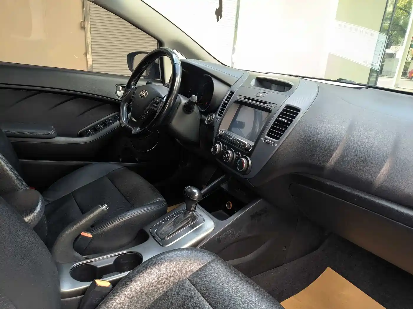 Kia K3 2013 1.6L Automatic GLS фото 9