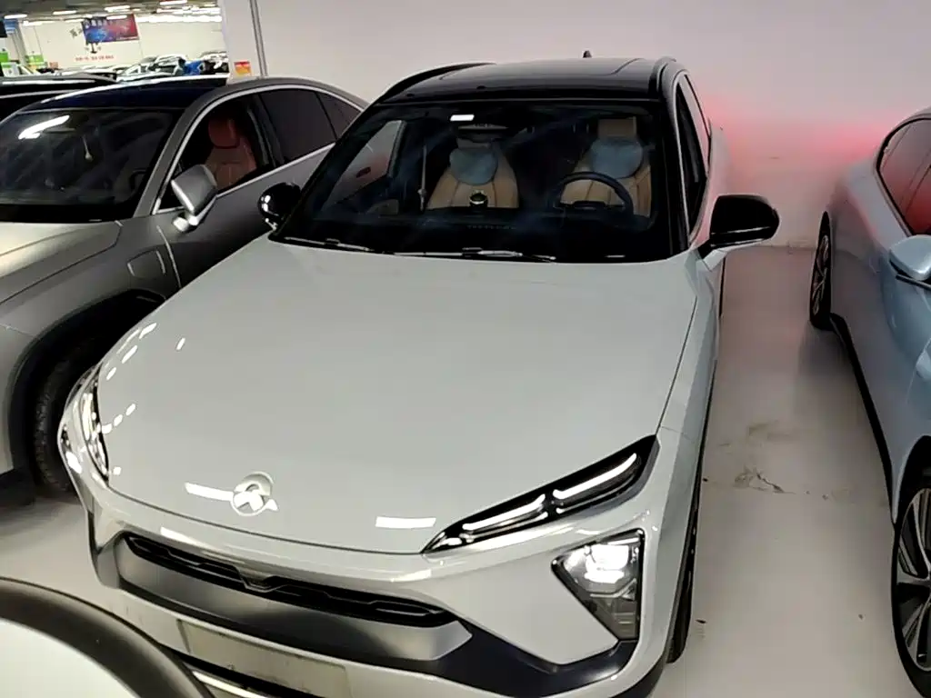 Фото 3 - NIO ES6