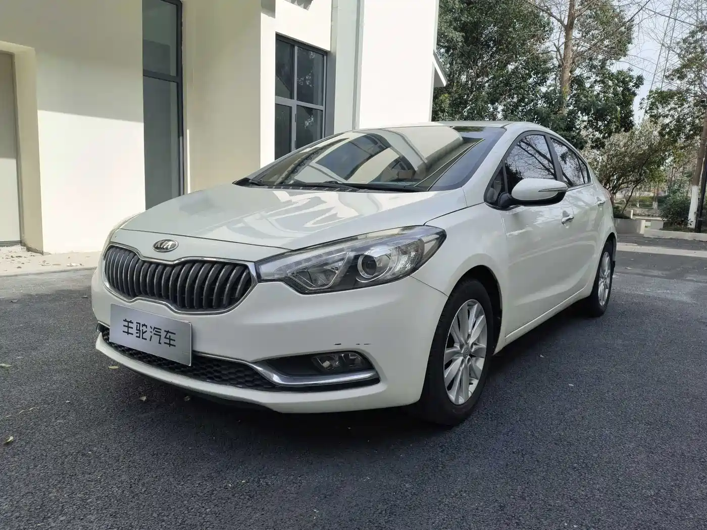 Kia K3 2013 1.6L Automatic GLS фото 2