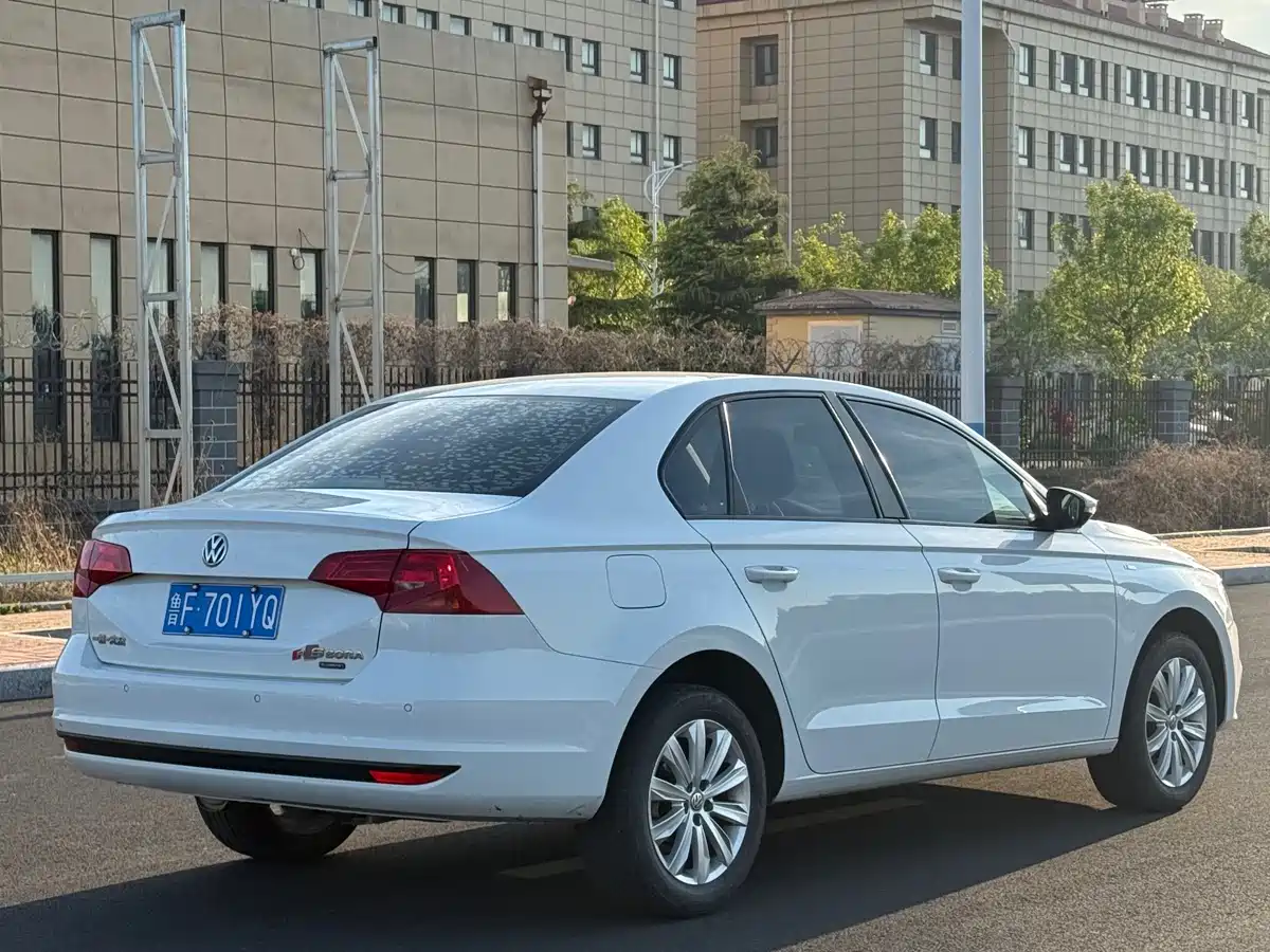 Volkswagen Bora 2019 Bora Legend 1.5L Automatic Fashion China VI фото 4