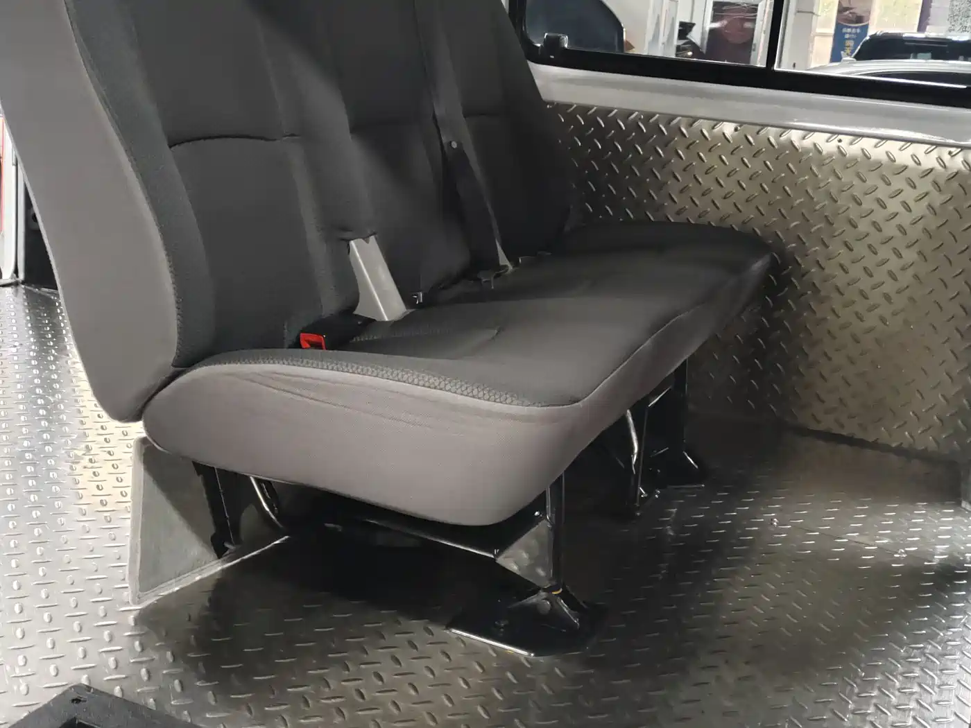 Jiangling Tesun 2021 2021 2.8T Space King Standard Short Wheelbase Medium-High Roof 6-Seater Diesel China VI JX493