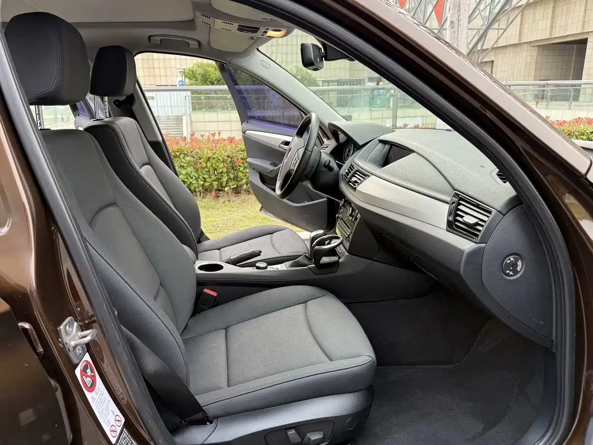 BMW X1 (Import) 2013 2012 sDrive18i Luxury