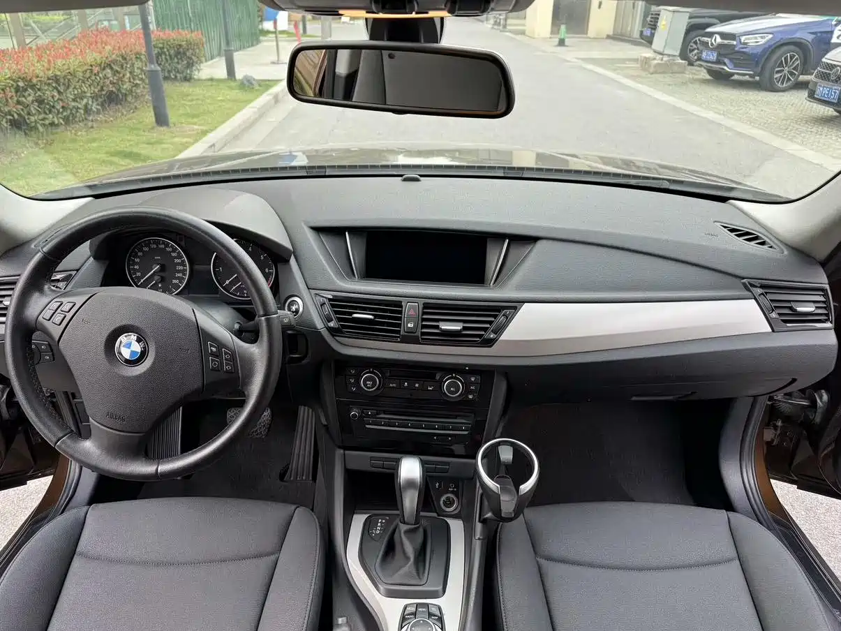 BMW X1 (Import) 2013 2012 sDrive18i Luxury