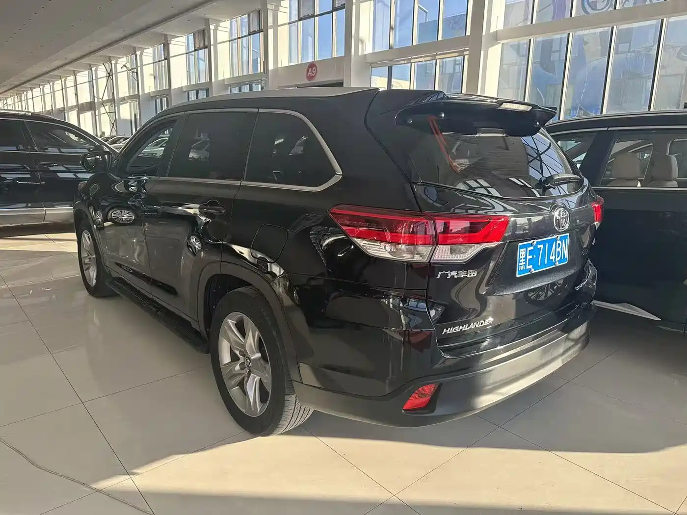 Toyota Highlander 2018 2.0T 4WD Premium 7-seater (China V) фото 4