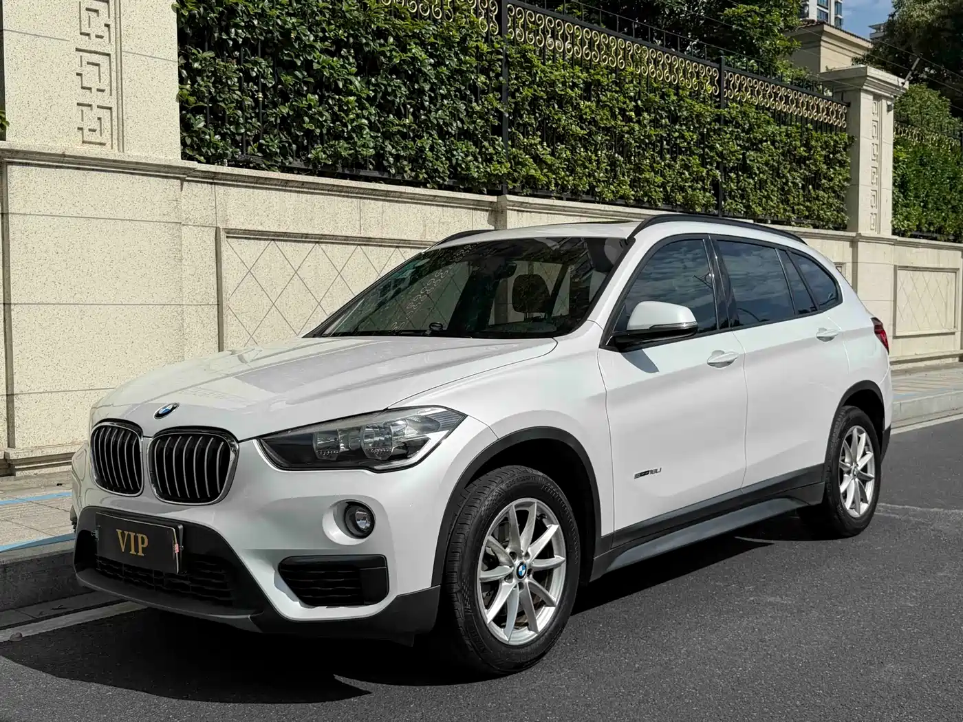 BMW X1 2016 sDrive18Li Fashion Model