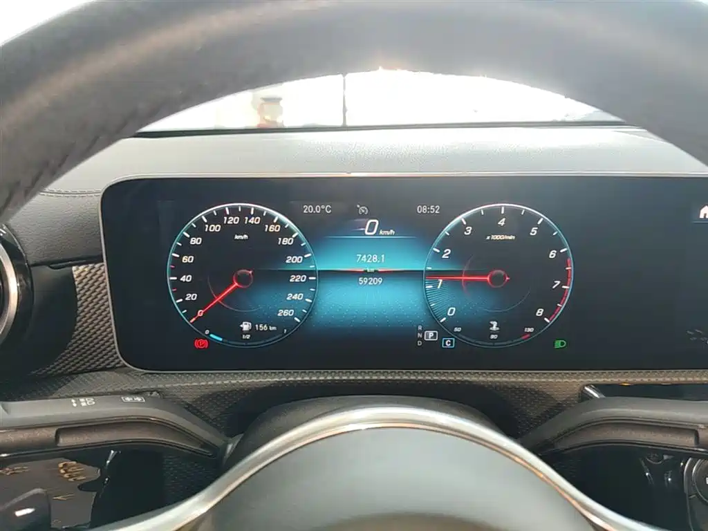 Mercedes-Benz A-Class 2019 Facelift A 200 L фото 12