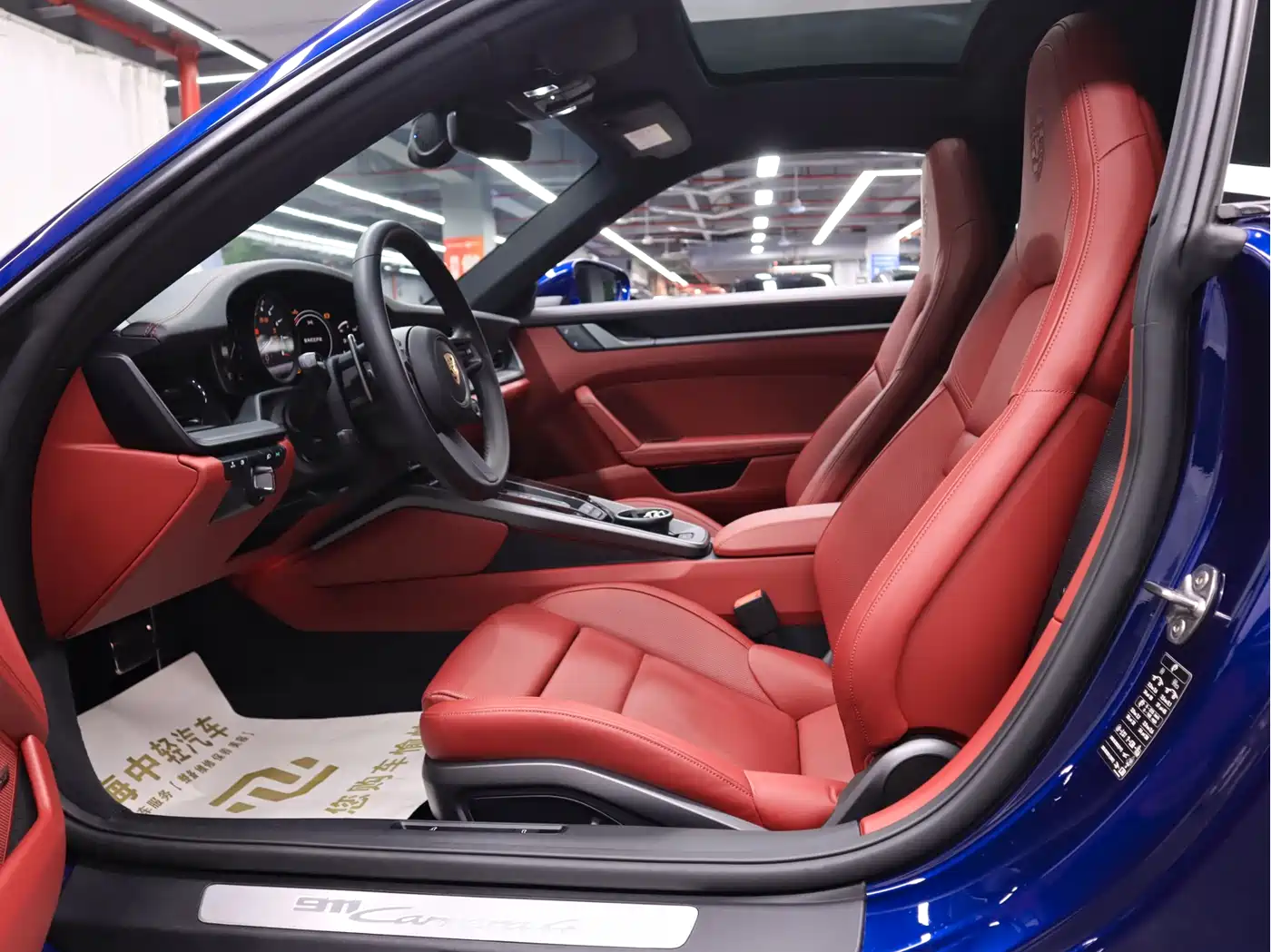 Porsche 911 2023 Carrera 4 3.0T фото 6