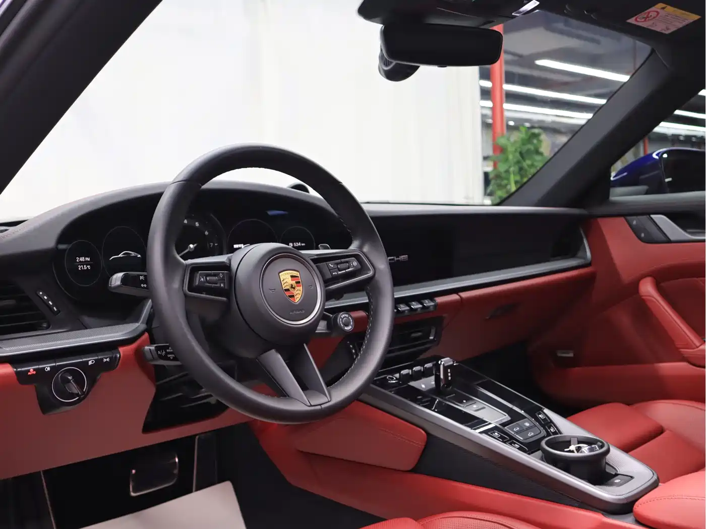 Porsche 911 2023 Carrera 4 3.0T фото 7