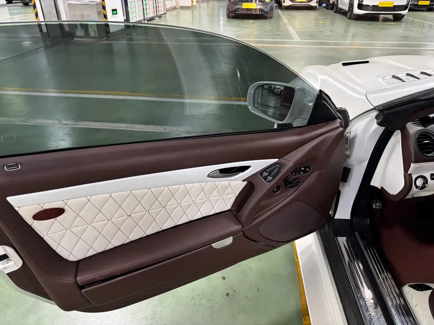 Mercedes-Benz SL-Class 2008 SL 350 фото 7
