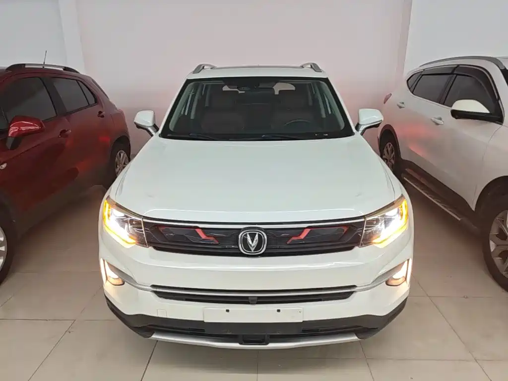 Changan CS35 PLUS 2019 2019 1.4T DCT Smart Blue Whale Edition
