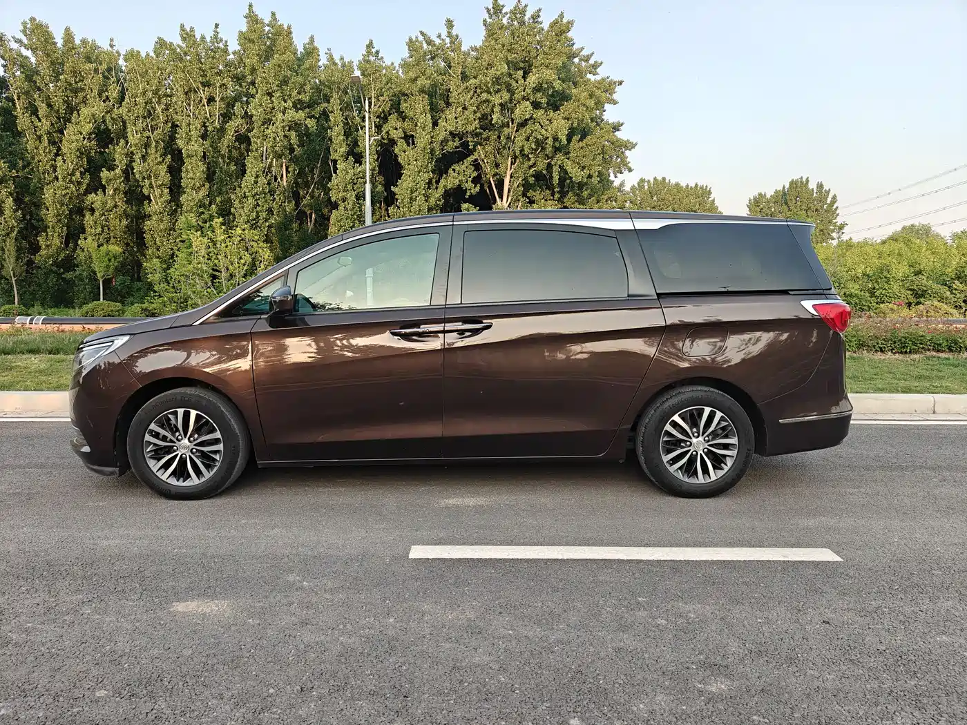 Buick GL8 2017 ES 28T Luxury China V фото 4